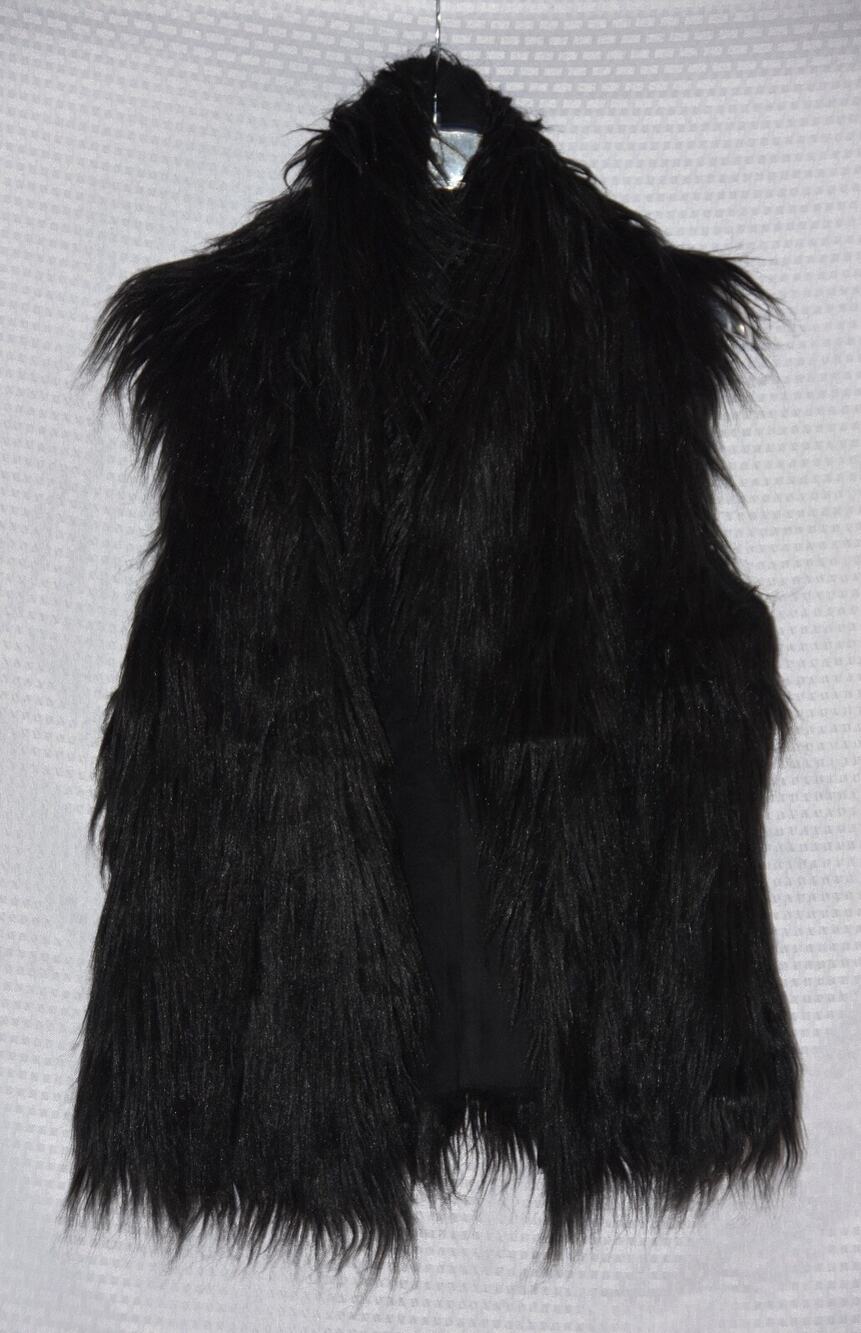 SISTERS REBECCA ELLIOTT Shawl Collar Faux Fur Small Vest NEW!!!